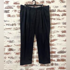 Land’s End Dress Pants Traditional Fit Black Pleated Cotton Size 42